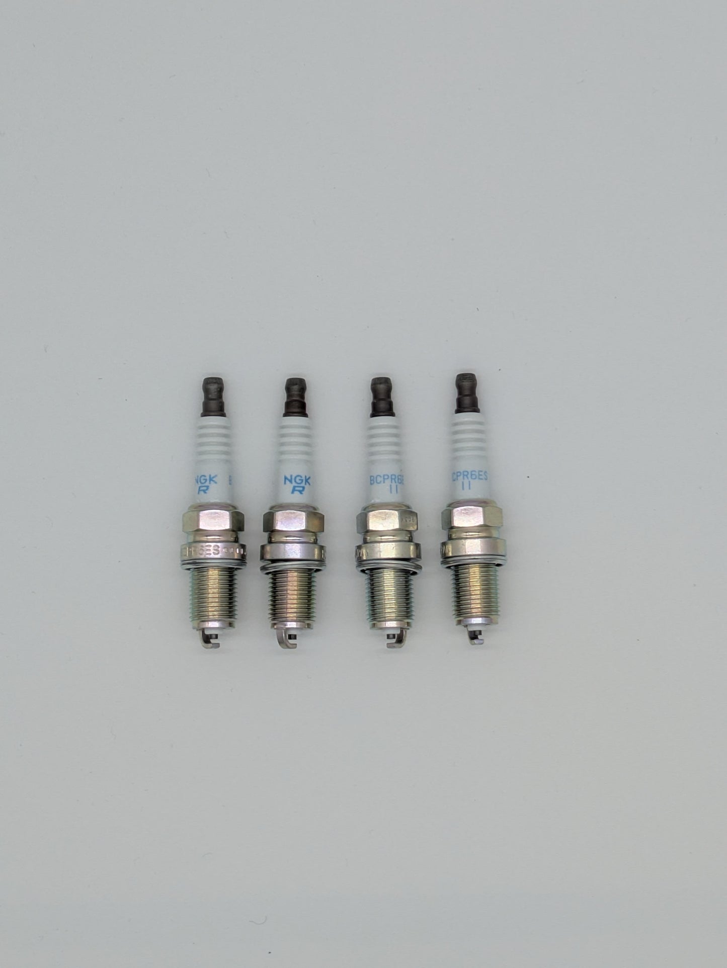 Saab Original Tändstift set BCPR6ES 1.1 9000,900 94-98. 9-3 98-03. 9-5 98-10 ref 30520467,9117565
